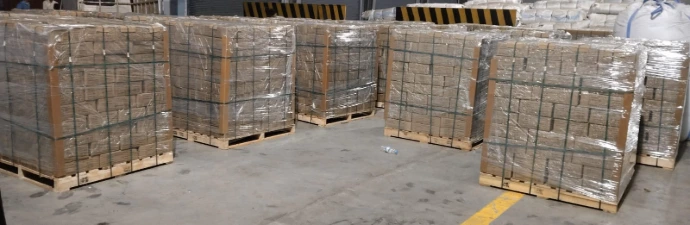 Stone on 2 way pallet